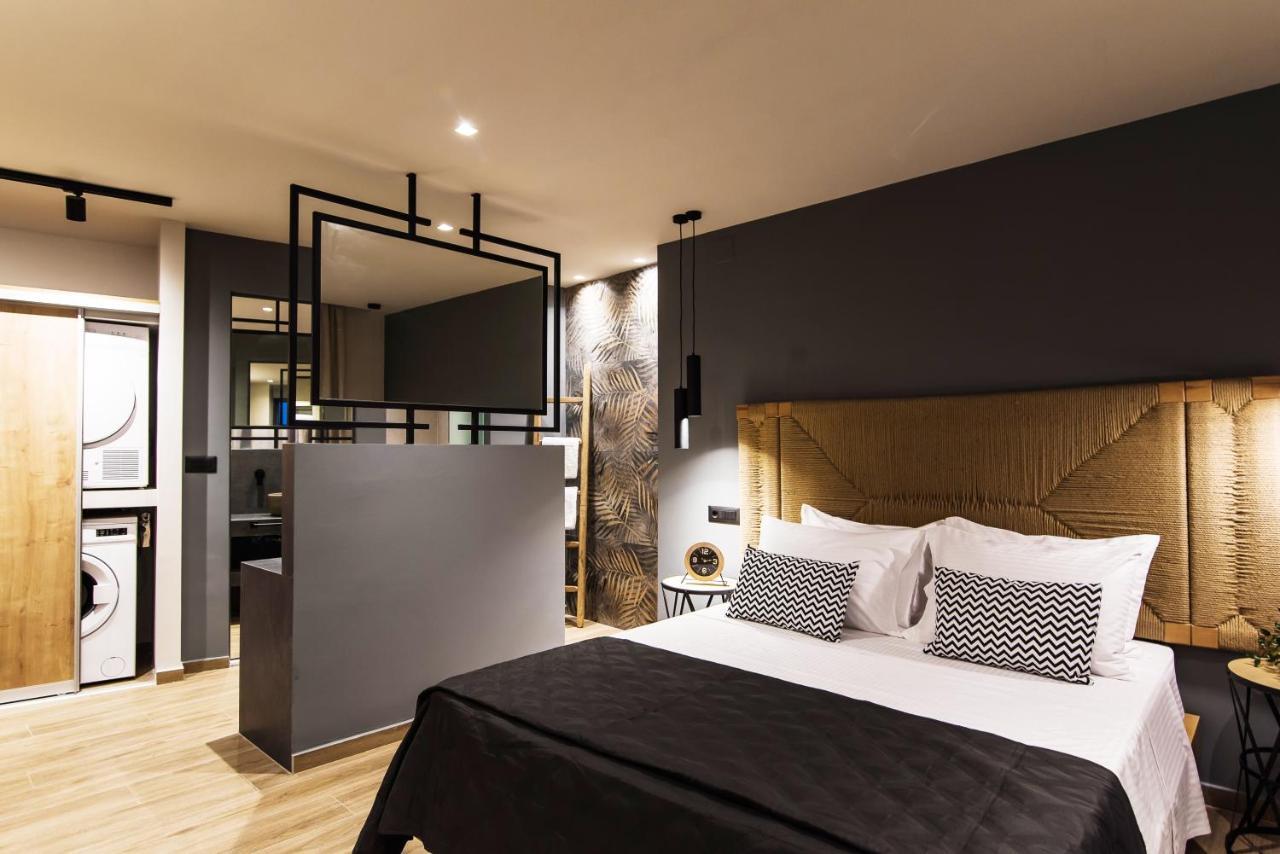 Nuovo Luxury Suite Малія Екстер'єр фото